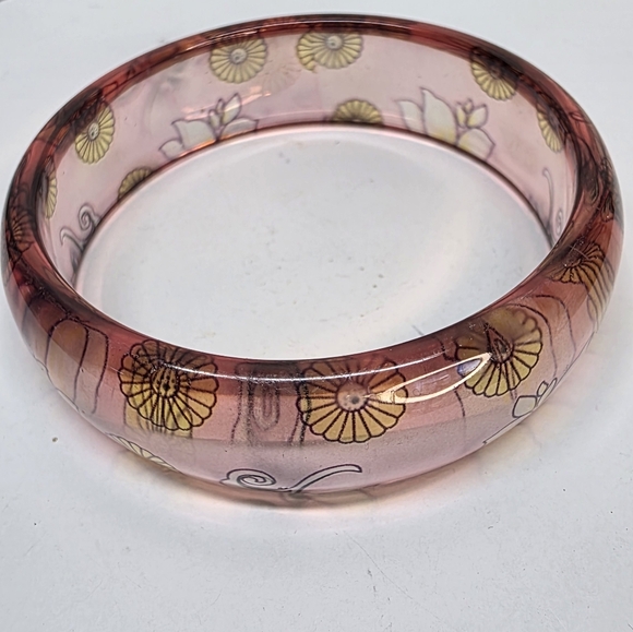 Pink Floral Resin Bangle Stack Set Gold Tone Bracelets Cottagecore Chunky Size 8 - Picture 5 of 7